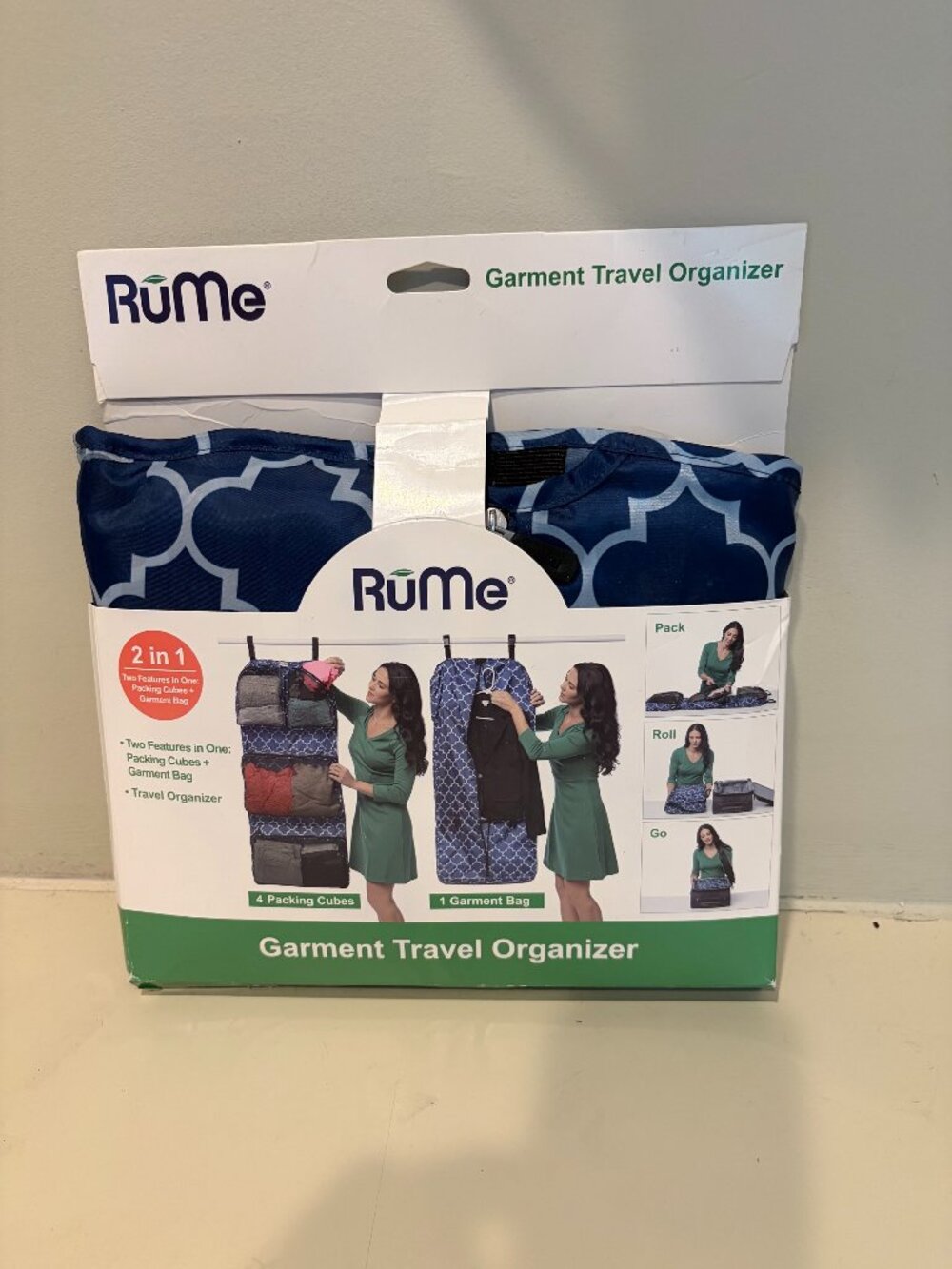 RuME GARMENT TRAVEL ORGANIZER BAG 2-SIDED NAVY BLUE GEOMETRIC Brand New